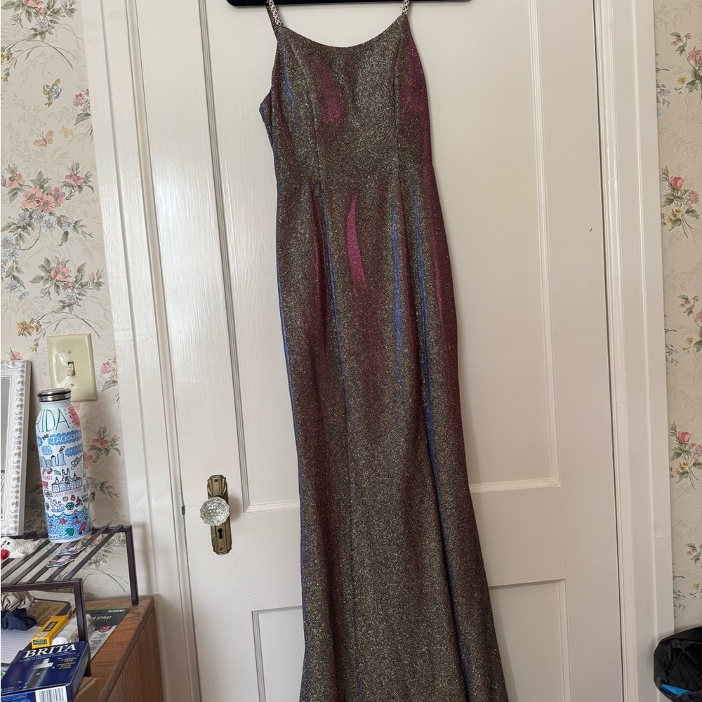 Elegant Gold Evening Gown
